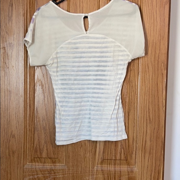 Top - Picture 2 of 2